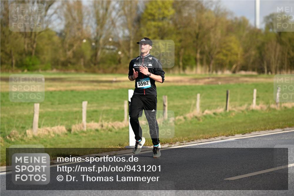 12.04.2026 - 45. Internationalen Wilhelmsburger Insellauf Dr. Thomas Lammeyer http://msf.ph/oto/9431201 12.04.2026 09:10:45 Laufen 5592 meine-sportfotos.de