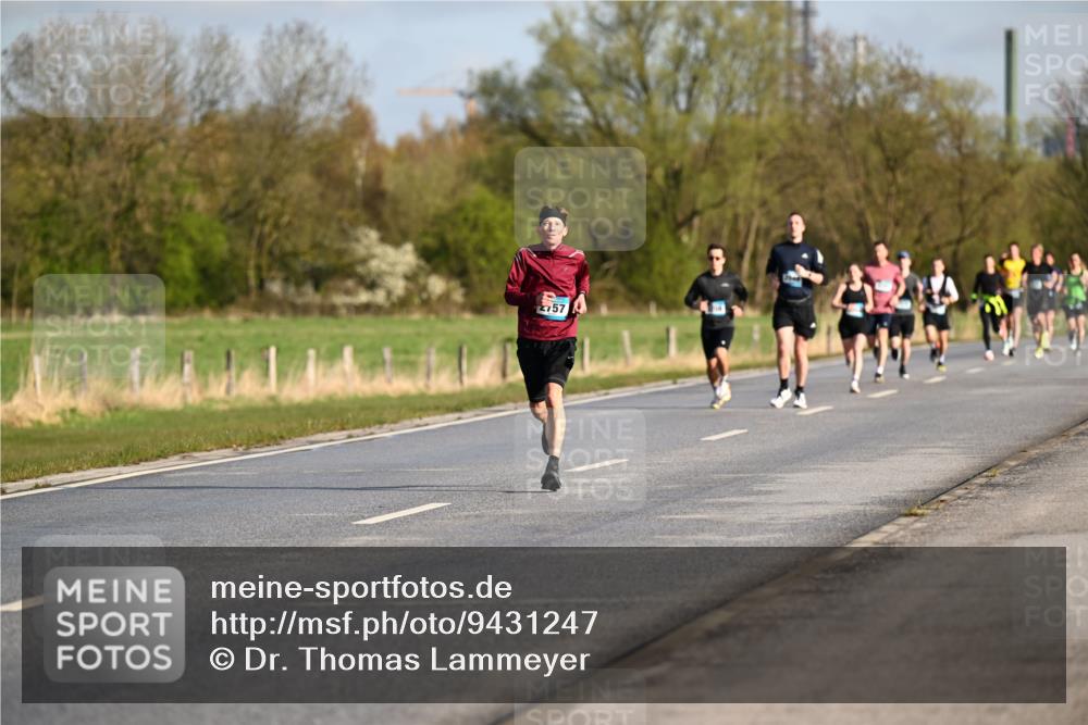 12.04.2026 - 45. Internationalen Wilhelmsburger Insellauf Dr. Thomas Lammeyer http://msf.ph/oto/9431247 12.04.2026 09:11:01 Laufen 757 meine-sportfotos.de