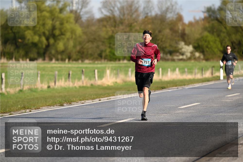12.04.2026 - 45. Internationalen Wilhelmsburger Insellauf Dr. Thomas Lammeyer http://msf.ph/oto/9431267 12.04.2026 09:11:04 Laufen 2757 meine-sportfotos.de