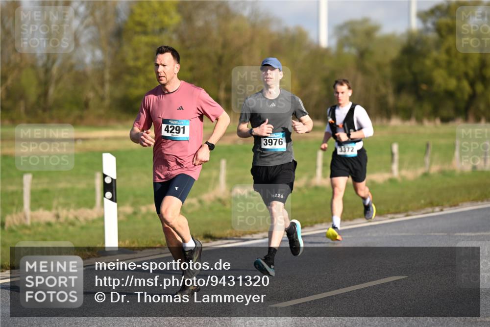 12.04.2026 - 45. Internationalen Wilhelmsburger Insellauf Dr. Thomas Lammeyer http://msf.ph/oto/9431320 12.04.2026 09:11:17 Laufen 4291, 3976, 226, 3372 meine-sportfotos.de