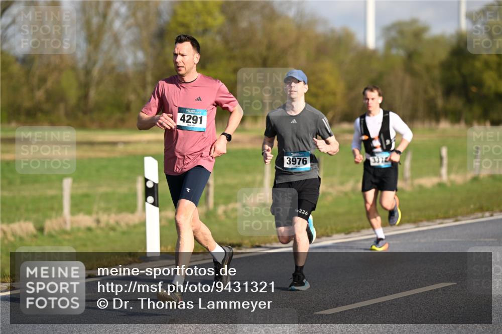 12.04.2026 - 45. Internationalen Wilhelmsburger Insellauf Dr. Thomas Lammeyer http://msf.ph/oto/9431321 12.04.2026 09:11:17 Laufen 4291, 3976, 3372, 226 meine-sportfotos.de