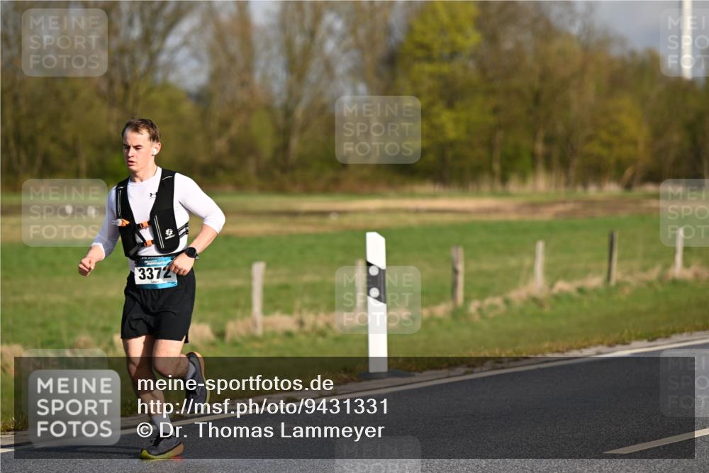 12.04.2026 - 45. Internationalen Wilhelmsburger Insellauf Dr. Thomas Lammeyer http://msf.ph/oto/9431331 12.04.2026 09:11:19 Laufen 3372 meine-sportfotos.de