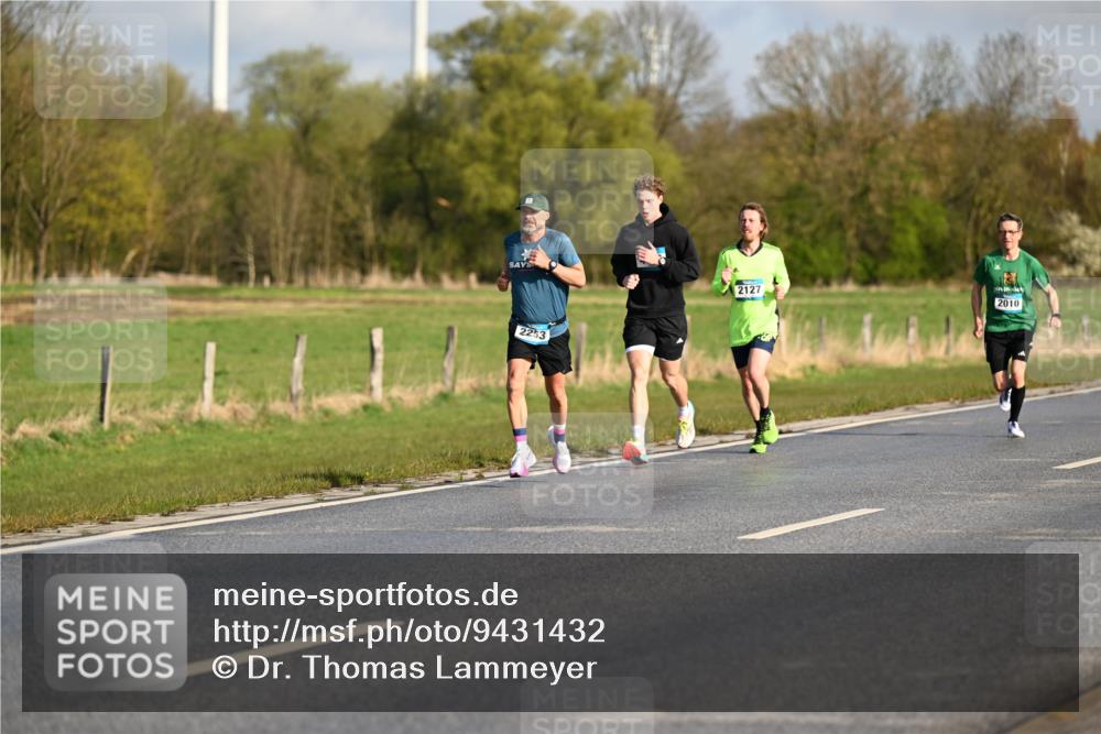 12.04.2026 - 45. Internationalen Wilhelmsburger Insellauf Dr. Thomas Lammeyer http://msf.ph/oto/9431432 12.04.2026 09:11:43 Laufen 2253, 2127, 2010 meine-sportfotos.de