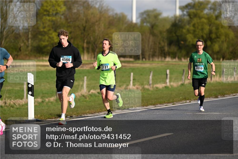 12.04.2026 - 45. Internationalen Wilhelmsburger Insellauf Dr. Thomas Lammeyer http://msf.ph/oto/9431452 12.04.2026 09:11:46 Laufen 4566, 2127, 2010 meine-sportfotos.de