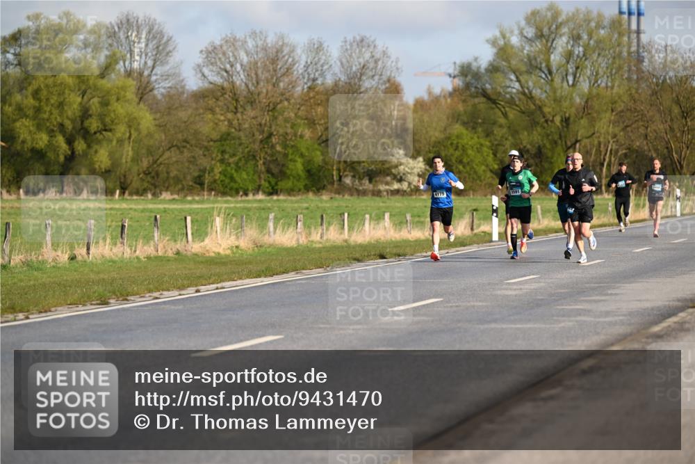 12.04.2026 - 45. Internationalen Wilhelmsburger Insellauf Dr. Thomas Lammeyer http://msf.ph/oto/9431470 12.04.2026 09:11:51 Laufen 4175, 5591, 5440 meine-sportfotos.de