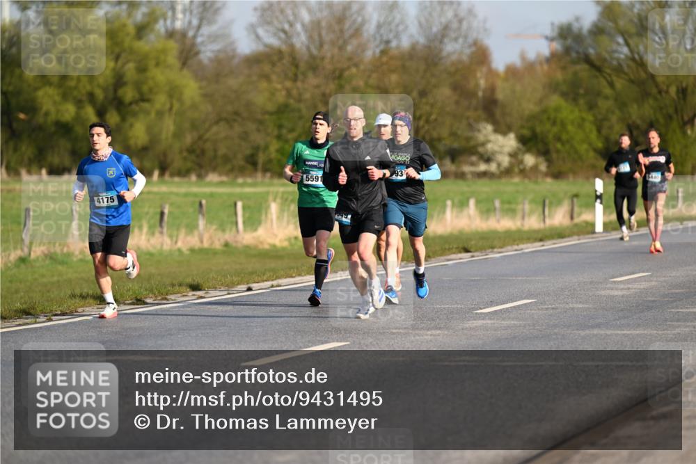 12.04.2026 - 45. Internationalen Wilhelmsburger Insellauf Dr. Thomas Lammeyer http://msf.ph/oto/9431495 12.04.2026 09:11:56 Laufen 4175, 5591, 22, 93, 5440 meine-sportfotos.de