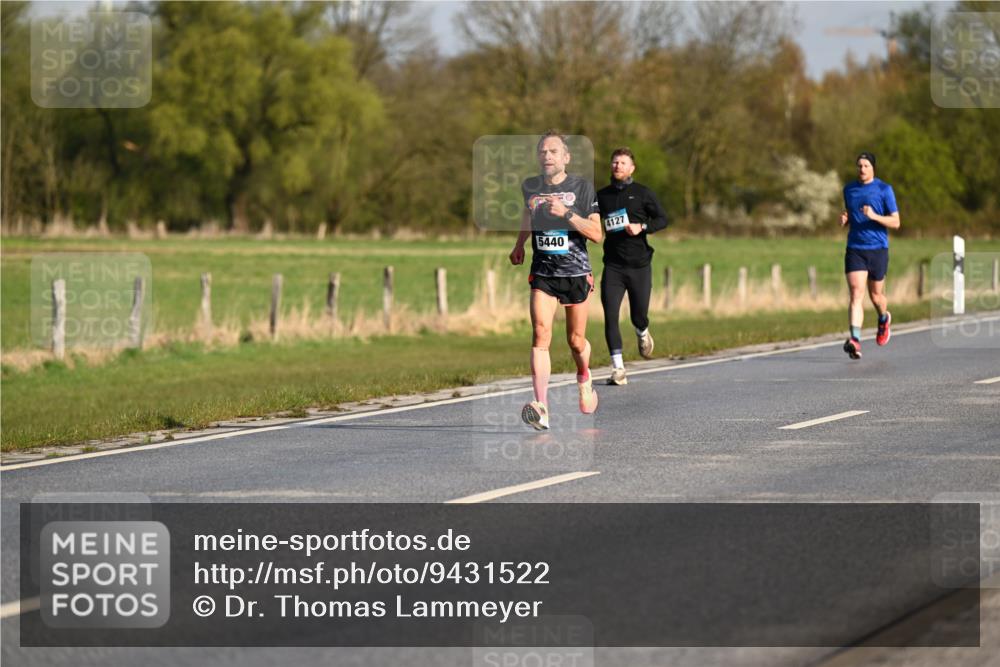 12.04.2026 - 45. Internationalen Wilhelmsburger Insellauf Dr. Thomas Lammeyer http://msf.ph/oto/9431522 12.04.2026 09:12:02 Laufen 5440, 4127 meine-sportfotos.de