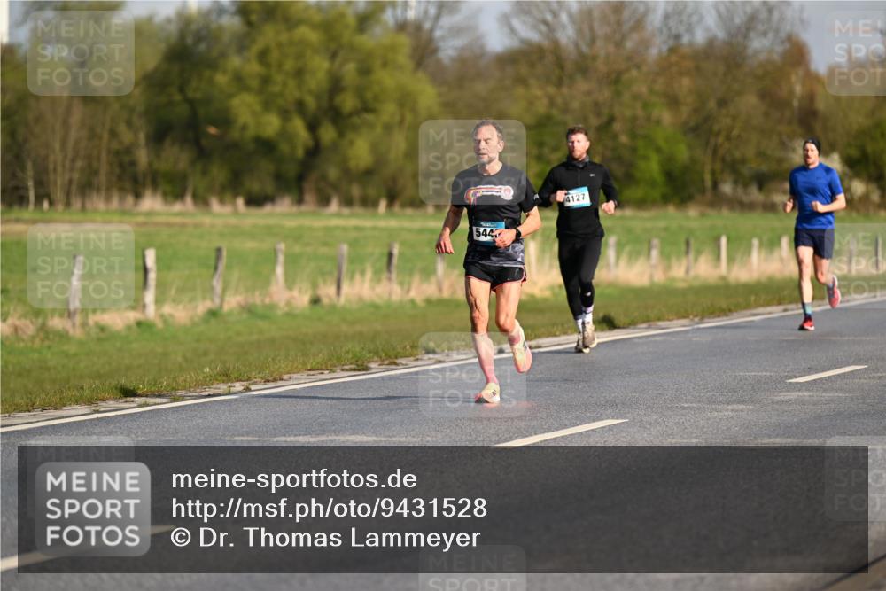 12.04.2026 - 45. Internationalen Wilhelmsburger Insellauf Dr. Thomas Lammeyer http://msf.ph/oto/9431528 12.04.2026 09:12:03 Laufen 544, 4127 meine-sportfotos.de