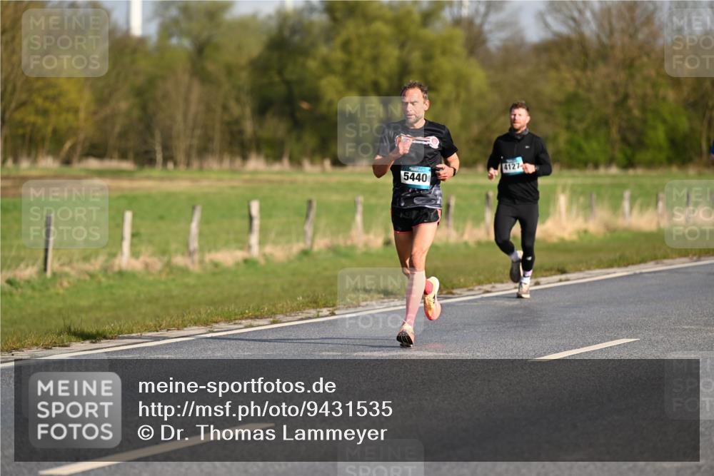 12.04.2026 - 45. Internationalen Wilhelmsburger Insellauf Dr. Thomas Lammeyer http://msf.ph/oto/9431535 12.04.2026 09:12:04 Laufen 4127, 5440 meine-sportfotos.de