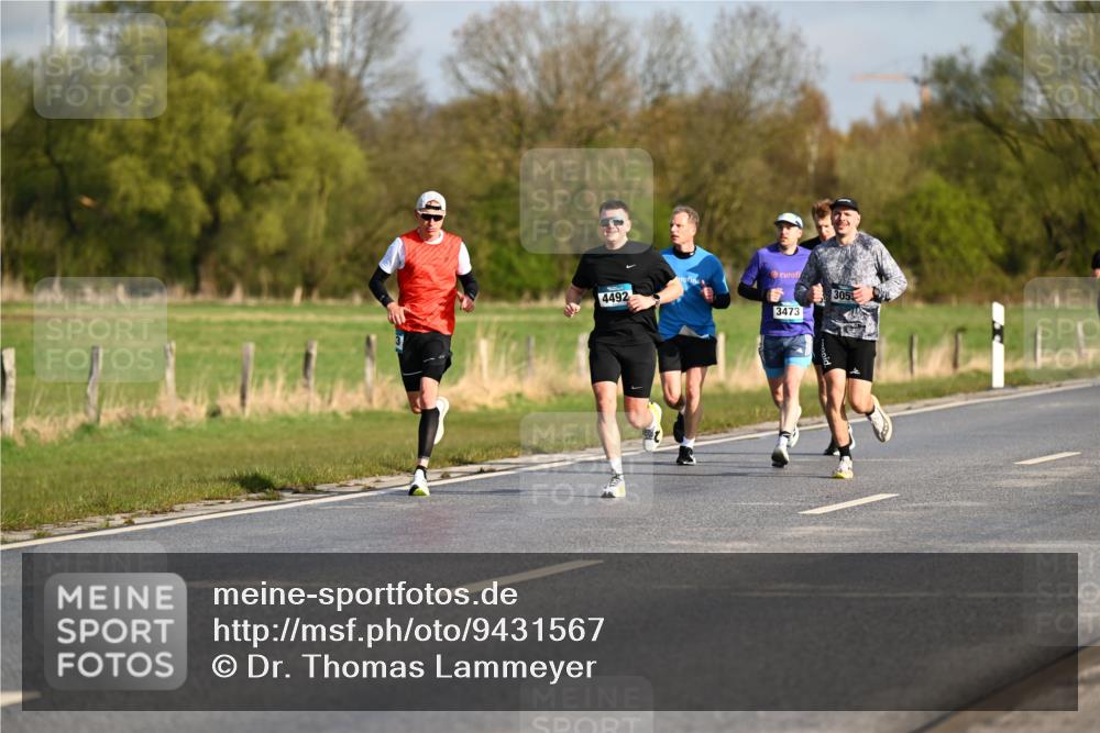 12.04.2026 - 45. Internationalen Wilhelmsburger Insellauf Dr. Thomas Lammeyer http://msf.ph/oto/9431567 12.04.2026 09:12:13 Laufen 4492, 3473, 305 meine-sportfotos.de