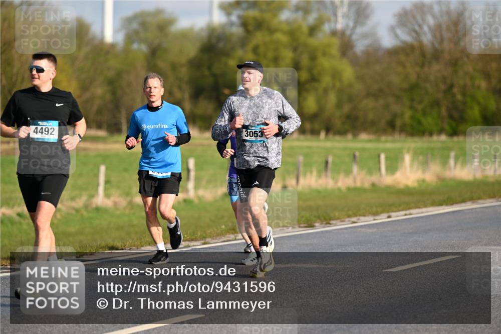 12.04.2026 - 45. Internationalen Wilhelmsburger Insellauf Dr. Thomas Lammeyer http://msf.ph/oto/9431596 12.04.2026 09:12:17 Laufen 4492, 3053 meine-sportfotos.de