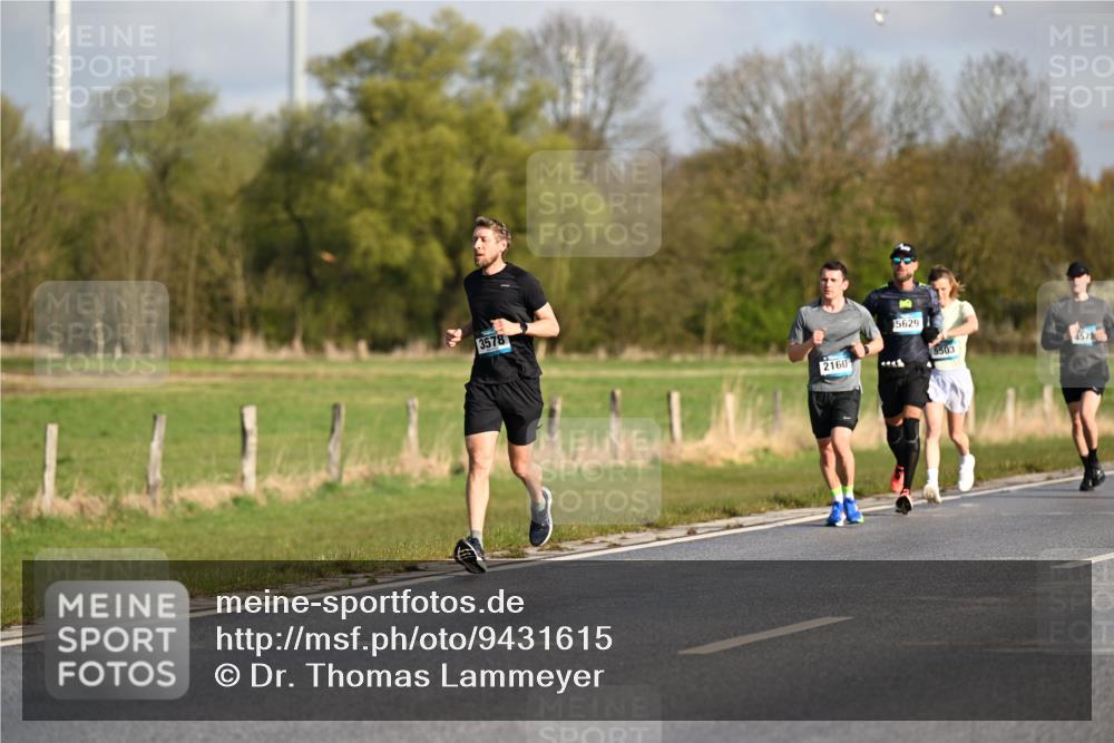 12.04.2026 - 45. Internationalen Wilhelmsburger Insellauf Dr. Thomas Lammeyer http://msf.ph/oto/9431615 12.04.2026 09:12:23 Laufen 3578, 2160, 5629, 5503, 4575 meine-sportfotos.de