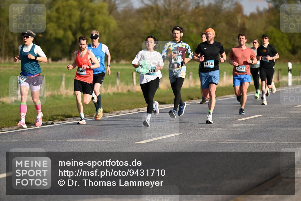 12.04.2026 - 45. Internationalen Wilhelmsburger Insellauf Dr. Thomas Lammeyer http://msf.ph/oto/9431710 12.04.2026 09:12:39 Laufen 142, 5561, 3, 3514, 4154, 370, 4052, 469 meine-sportfotos.de