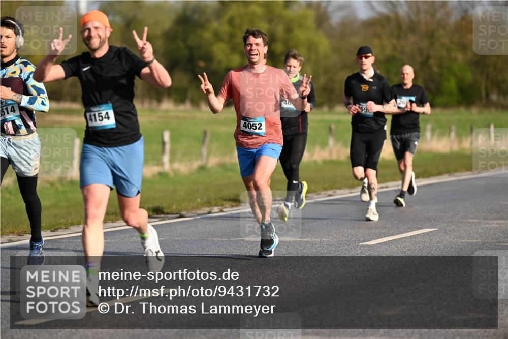 12.04.2026 - 45. Internationalen Wilhelmsburger Insellauf Dr. Thomas Lammeyer http://msf.ph/oto/9431732 12.04.2026 09:12:43 Laufen 3514, 4154, 4052, 46 meine-sportfotos.de