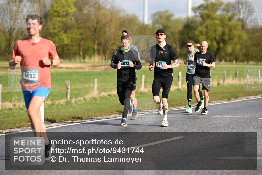 12.04.2026 - 45. Internationalen Wilhelmsburger Insellauf Dr. Thomas Lammeyer http://msf.ph/oto/9431744 12.04.2026 09:12:45 Laufen 4052, 4673, 469, 348, 265 meine-sportfotos.de