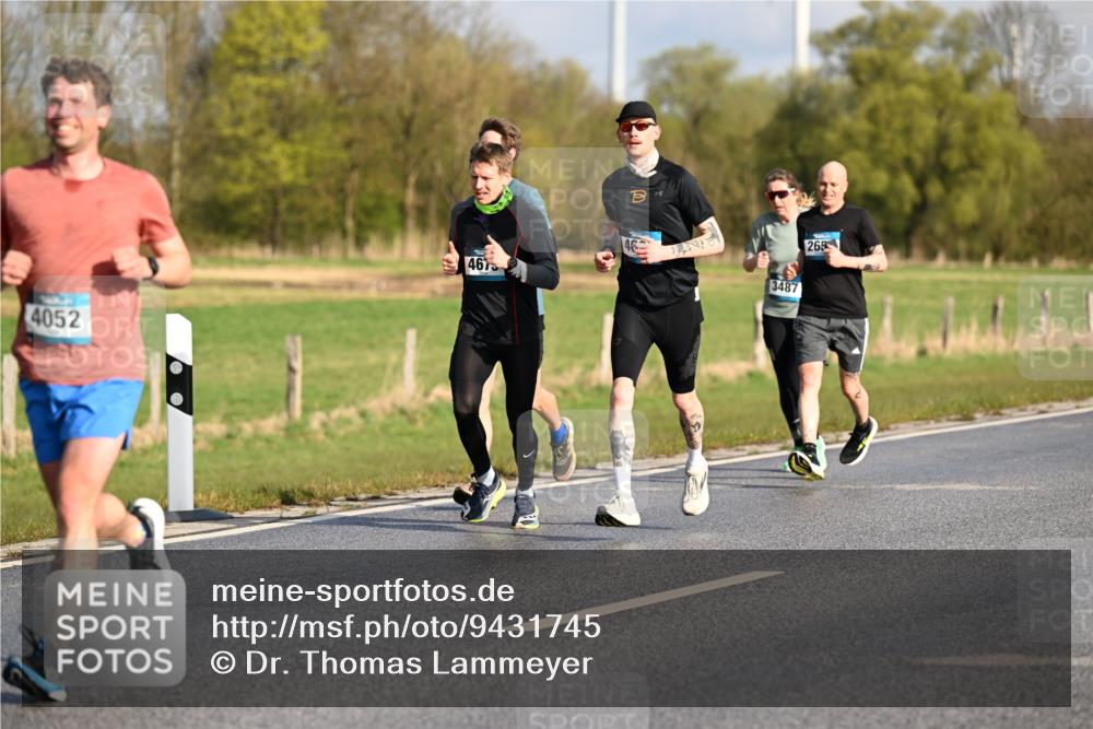 12.04.2026 - 45. Internationalen Wilhelmsburger Insellauf Dr. Thomas Lammeyer http://msf.ph/oto/9431745 12.04.2026 09:12:45 Laufen 4052, 463, 265, 4675, 3487 meine-sportfotos.de
