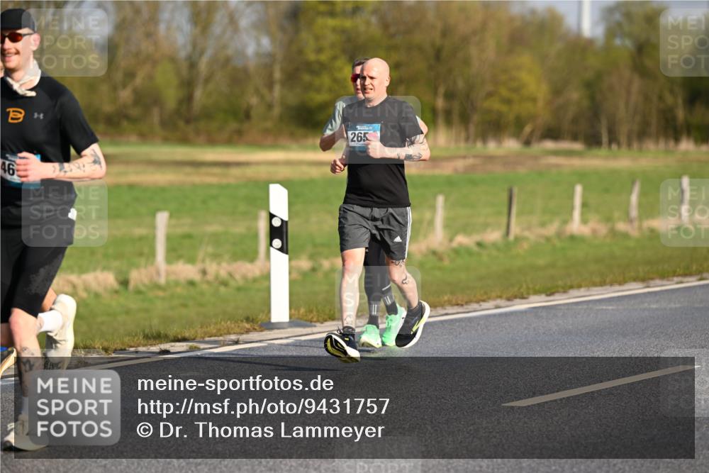 12.04.2026 - 45. Internationalen Wilhelmsburger Insellauf Dr. Thomas Lammeyer http://msf.ph/oto/9431757 12.04.2026 09:12:47 Laufen 265, 46 meine-sportfotos.de