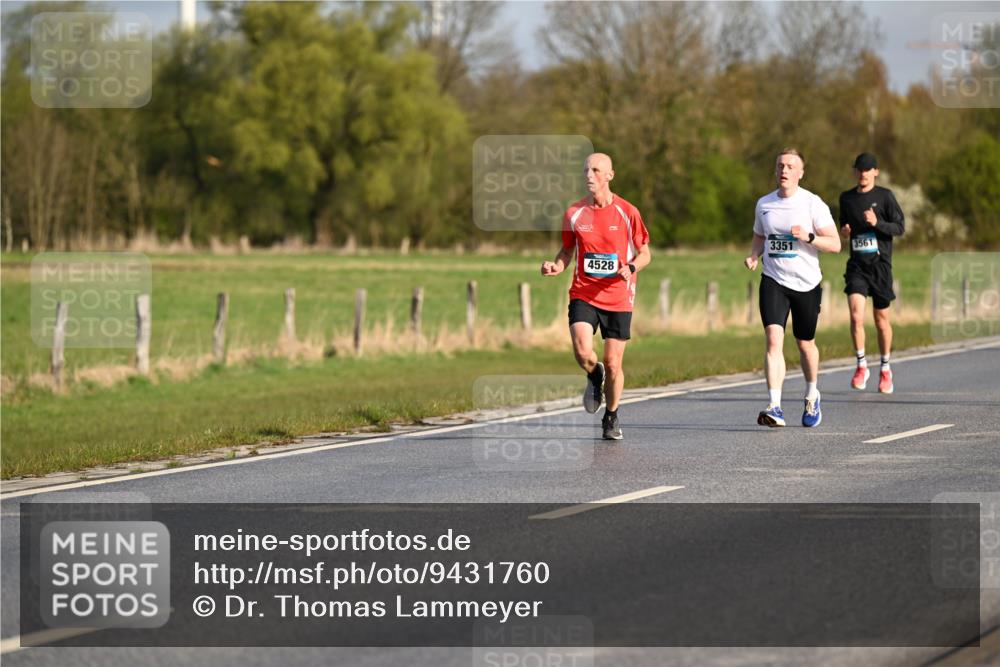 12.04.2026 - 45. Internationalen Wilhelmsburger Insellauf Dr. Thomas Lammeyer http://msf.ph/oto/9431760 12.04.2026 09:12:50 Laufen 2, 3351, 3561, 4528 meine-sportfotos.de