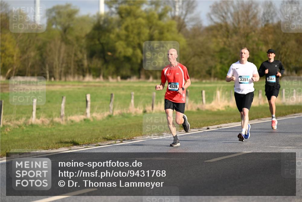 12.04.2026 - 45. Internationalen Wilhelmsburger Insellauf Dr. Thomas Lammeyer http://msf.ph/oto/9431768 12.04.2026 09:12:51 Laufen 3351, 3561, 4528 meine-sportfotos.de
