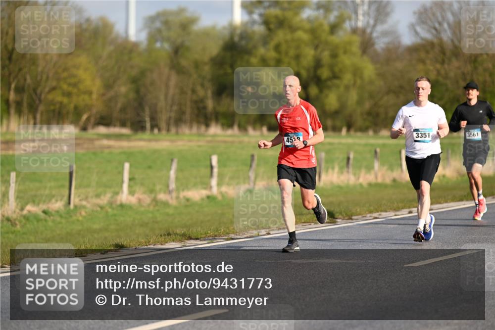 12.04.2026 - 45. Internationalen Wilhelmsburger Insellauf Dr. Thomas Lammeyer http://msf.ph/oto/9431773 12.04.2026 09:12:52 Laufen 45, 3351, 3561 meine-sportfotos.de