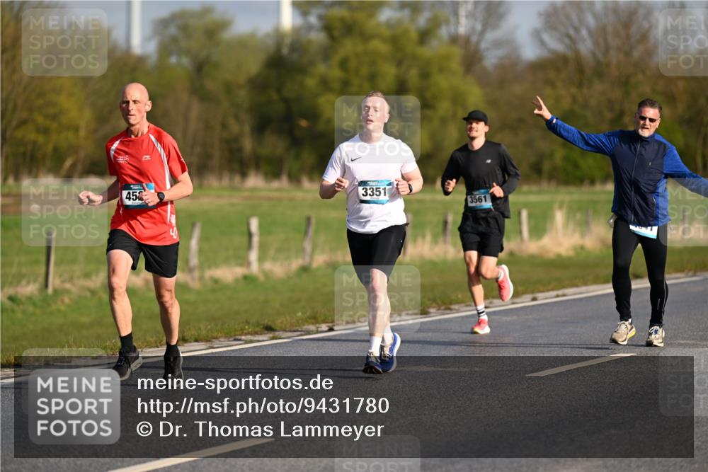 12.04.2026 - 45. Internationalen Wilhelmsburger Insellauf Dr. Thomas Lammeyer http://msf.ph/oto/9431780 12.04.2026 09:12:53 Laufen 45, 3351, 3561 meine-sportfotos.de