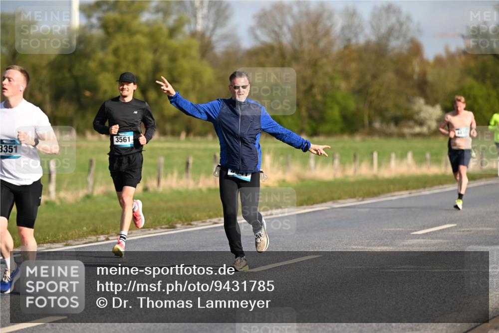 12.04.2026 - 45. Internationalen Wilhelmsburger Insellauf Dr. Thomas Lammeyer http://msf.ph/oto/9431785 12.04.2026 09:12:54 Laufen 3561, 3351 meine-sportfotos.de