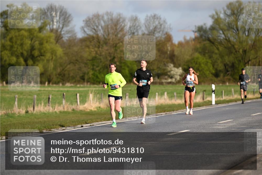12.04.2026 - 45. Internationalen Wilhelmsburger Insellauf Dr. Thomas Lammeyer http://msf.ph/oto/9431810 12.04.2026 09:13:00 Laufen 564, 4460, 3619 meine-sportfotos.de