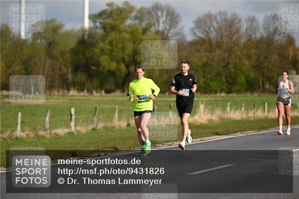 12.04.2026 - 45. Internationalen Wilhelmsburger Insellauf Dr. Thomas Lammeyer http://msf.ph/oto/9431826 12.04.2026 09:13:02 Laufen 5645, 1619 meine-sportfotos.de