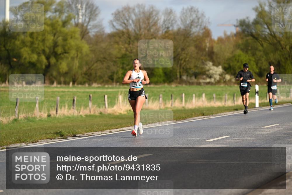 12.04.2026 - 45. Internationalen Wilhelmsburger Insellauf Dr. Thomas Lammeyer http://msf.ph/oto/9431835 12.04.2026 09:13:05 Laufen 3619 meine-sportfotos.de