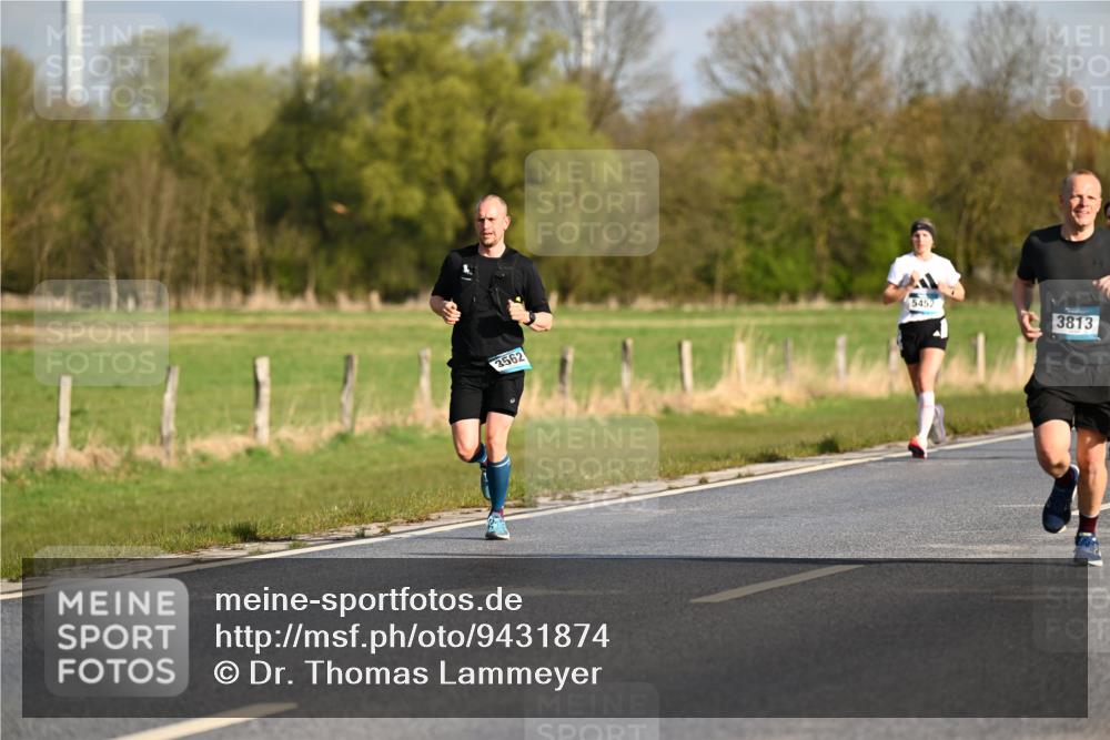 12.04.2026 - 45. Internationalen Wilhelmsburger Insellauf Dr. Thomas Lammeyer http://msf.ph/oto/9431874 12.04.2026 09:13:14 Laufen 3562, 5452, 3813 meine-sportfotos.de