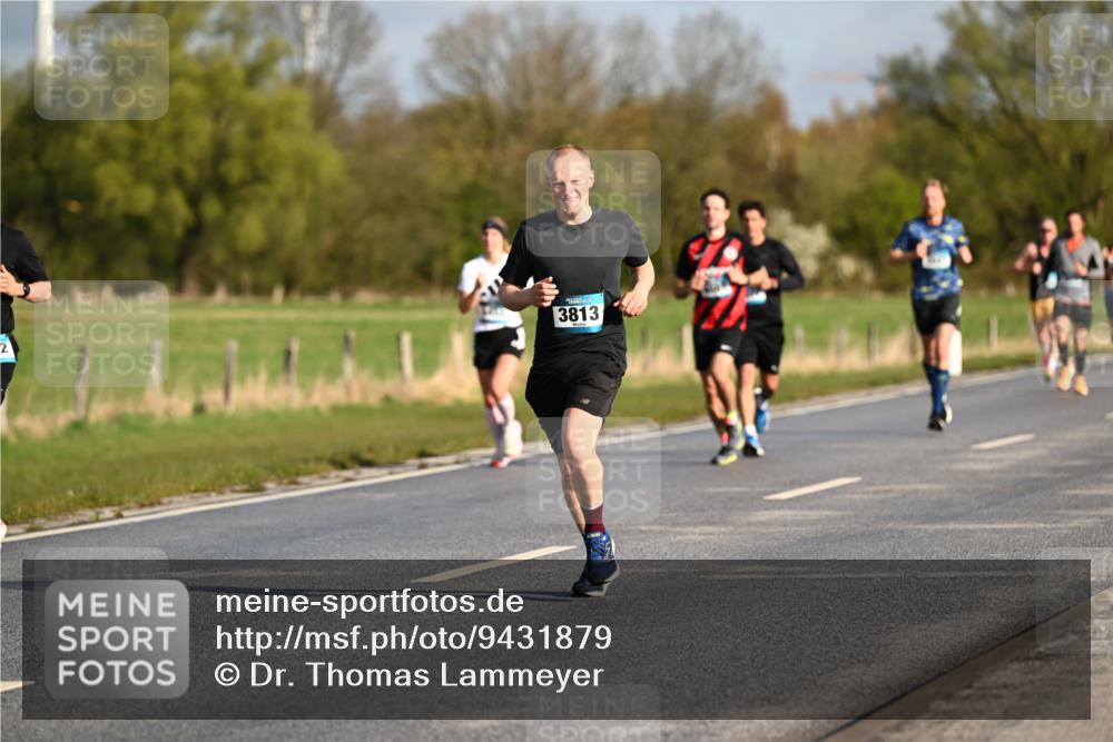 12.04.2026 - 45. Internationalen Wilhelmsburger Insellauf Dr. Thomas Lammeyer http://msf.ph/oto/9431879 12.04.2026 09:13:15 Laufen 2, 3813 meine-sportfotos.de