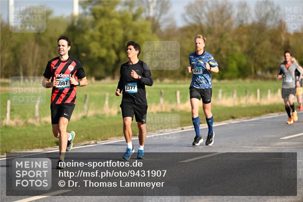 12.04.2026 - 45. Internationalen Wilhelmsburger Insellauf Dr. Thomas Lammeyer http://msf.ph/oto/9431907 12.04.2026 09:13:19 Laufen 087, 2377, 3047 meine-sportfotos.de
