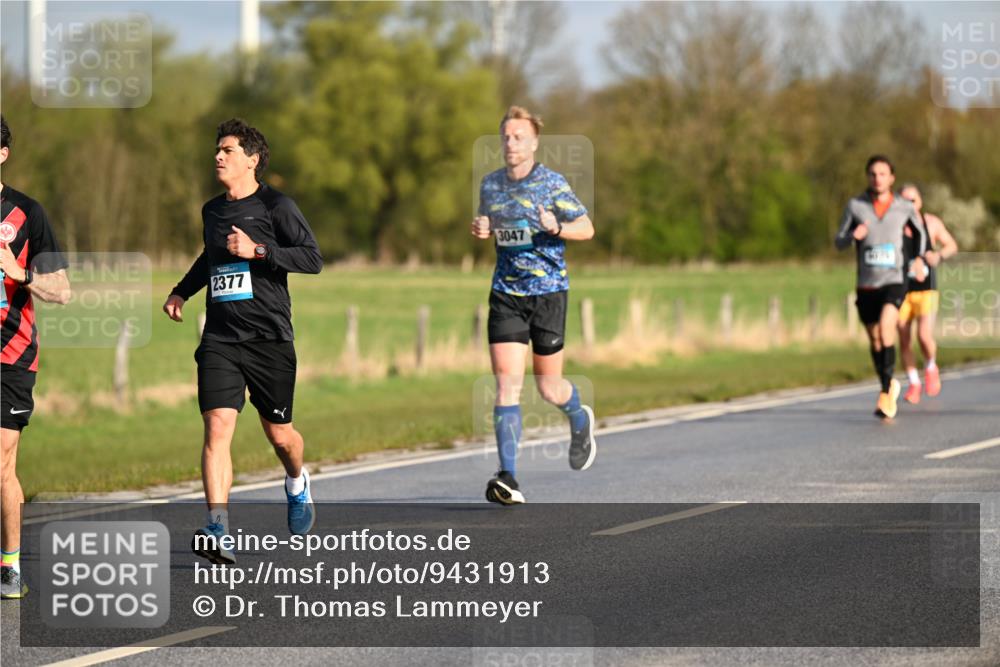 12.04.2026 - 45. Internationalen Wilhelmsburger Insellauf Dr. Thomas Lammeyer http://msf.ph/oto/9431913 12.04.2026 09:13:20 Laufen 2377, 3047 meine-sportfotos.de