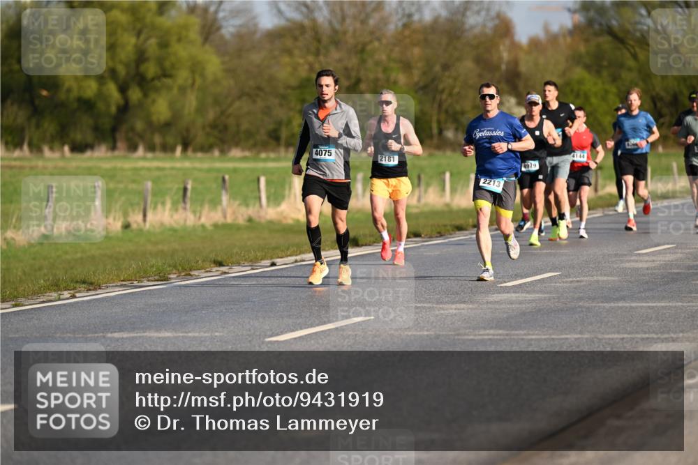 12.04.2026 - 45. Internationalen Wilhelmsburger Insellauf Dr. Thomas Lammeyer http://msf.ph/oto/9431919 12.04.2026 09:13:22 Laufen 4075, 2181, 2213, 4144, 4979 meine-sportfotos.de