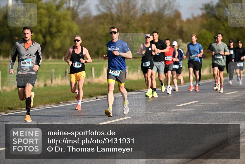 12.04.2026 - 45. Internationalen Wilhelmsburger Insellauf Dr. Thomas Lammeyer http://msf.ph/oto/9431931 12.04.2026 09:13:24 Laufen 2181, 4075, 2213, 4979, 4144, 3355 meine-sportfotos.de