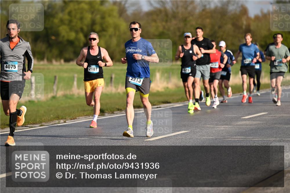 12.04.2026 - 45. Internationalen Wilhelmsburger Insellauf Dr. Thomas Lammeyer http://msf.ph/oto/9431936 12.04.2026 09:13:24 Laufen 4075, 2181, 2213 meine-sportfotos.de