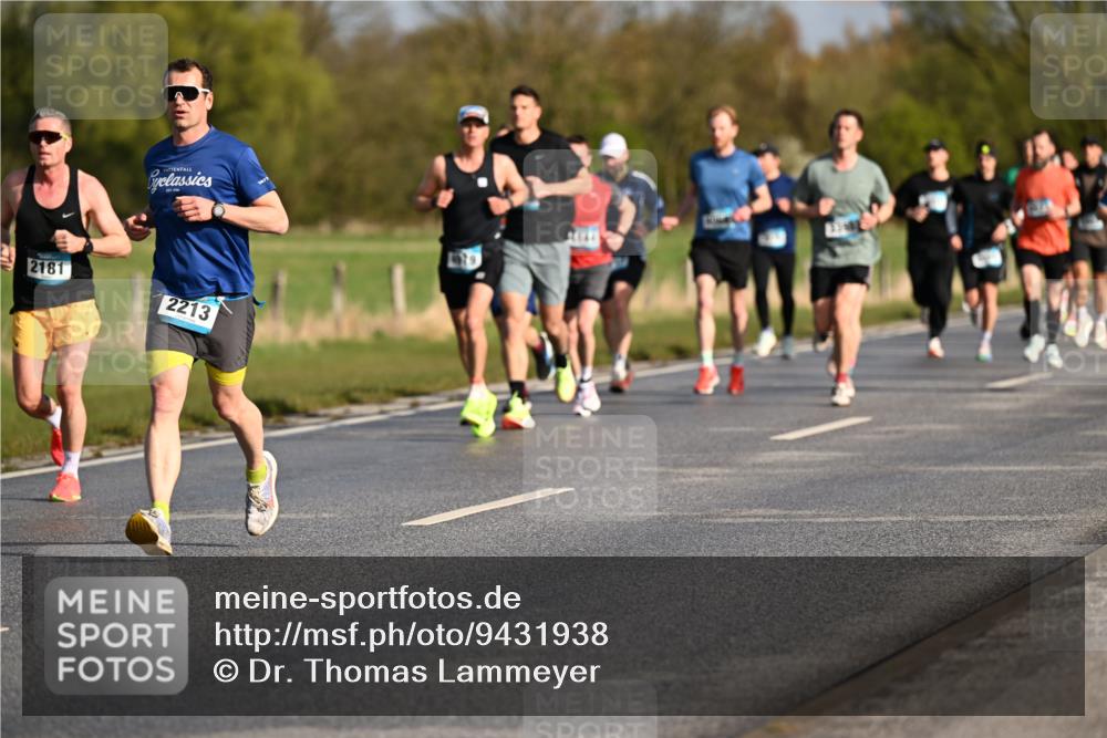 12.04.2026 - 45. Internationalen Wilhelmsburger Insellauf Dr. Thomas Lammeyer http://msf.ph/oto/9431938 12.04.2026 09:13:25 Laufen 2181, 2213 meine-sportfotos.de