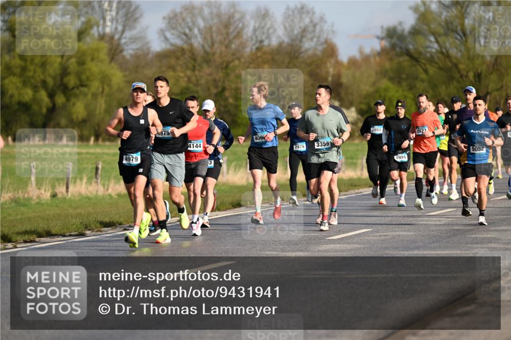 12.04.2026 - 45. Internationalen Wilhelmsburger Insellauf Dr. Thomas Lammeyer http://msf.ph/oto/9431941 12.04.2026 09:13:26 Laufen 4979, 975, 2851, 406, 4144, 2979, 3355, 4994, 2627, 5052 meine-sportfotos.de