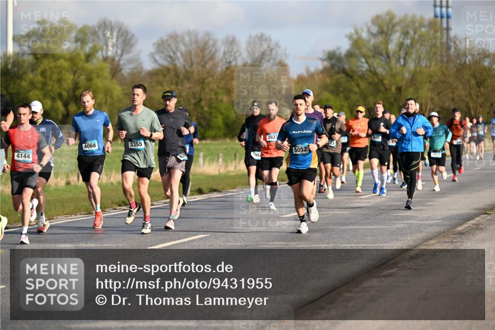 12.04.2026 - 45. Internationalen Wilhelmsburger Insellauf Dr. Thomas Lammeyer http://msf.ph/oto/9431955 12.04.2026 09:13:28 Laufen 4144, 4068, 3355, 994, 2627, 5052, 4621 meine-sportfotos.de