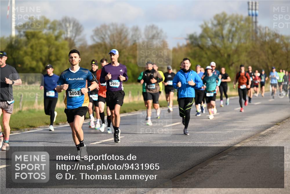 12.04.2026 - 45. Internationalen Wilhelmsburger Insellauf Dr. Thomas Lammeyer http://msf.ph/oto/9431965 12.04.2026 09:13:30 Laufen 2979, 5052, 994, 774, 2994 meine-sportfotos.de