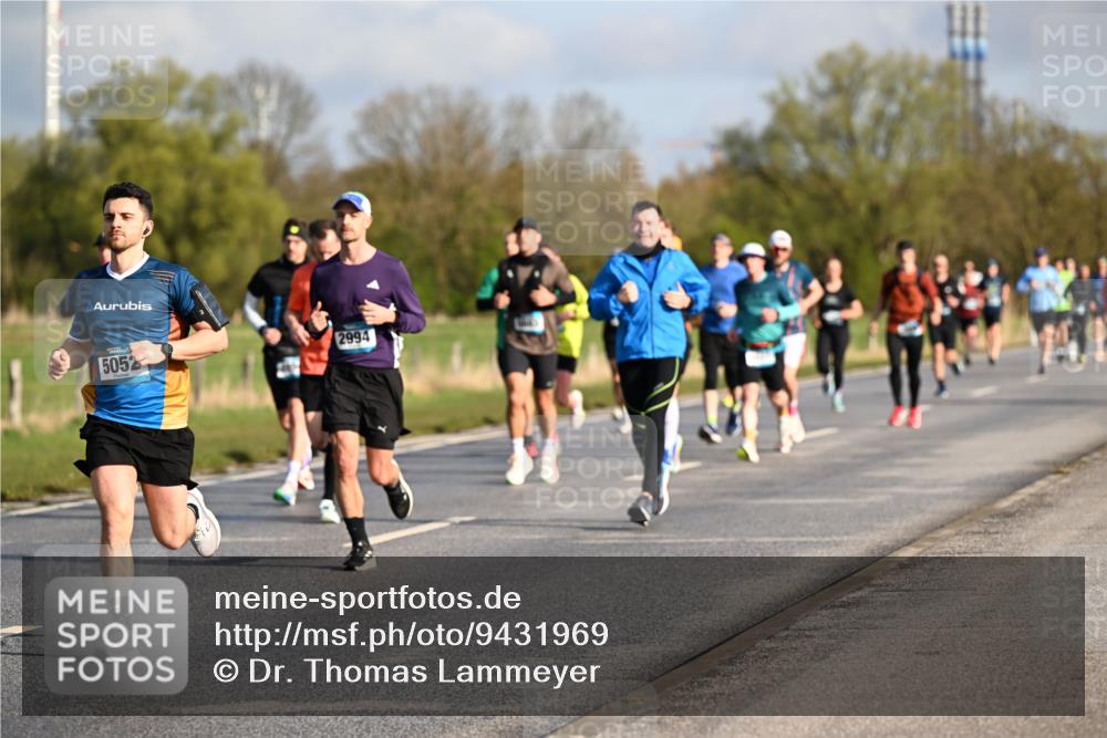 12.04.2026 - 45. Internationalen Wilhelmsburger Insellauf Dr. Thomas Lammeyer http://msf.ph/oto/9431969 12.04.2026 09:13:31 Laufen 5052, 2994 meine-sportfotos.de