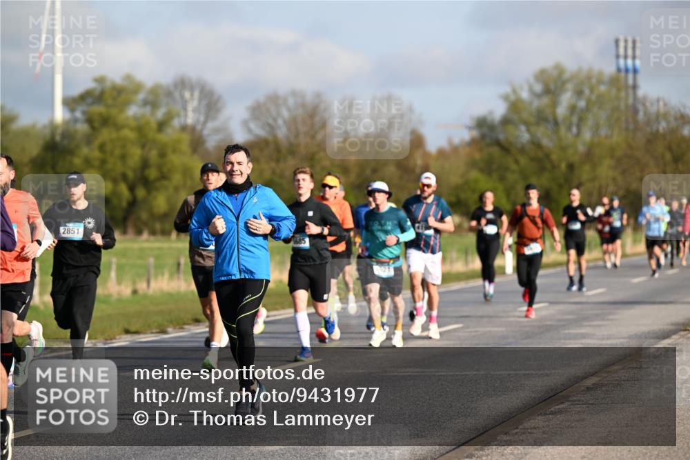 12.04.2026 - 45. Internationalen Wilhelmsburger Insellauf Dr. Thomas Lammeyer http://msf.ph/oto/9431977 12.04.2026 09:13:33 Laufen 2851, 0521 meine-sportfotos.de