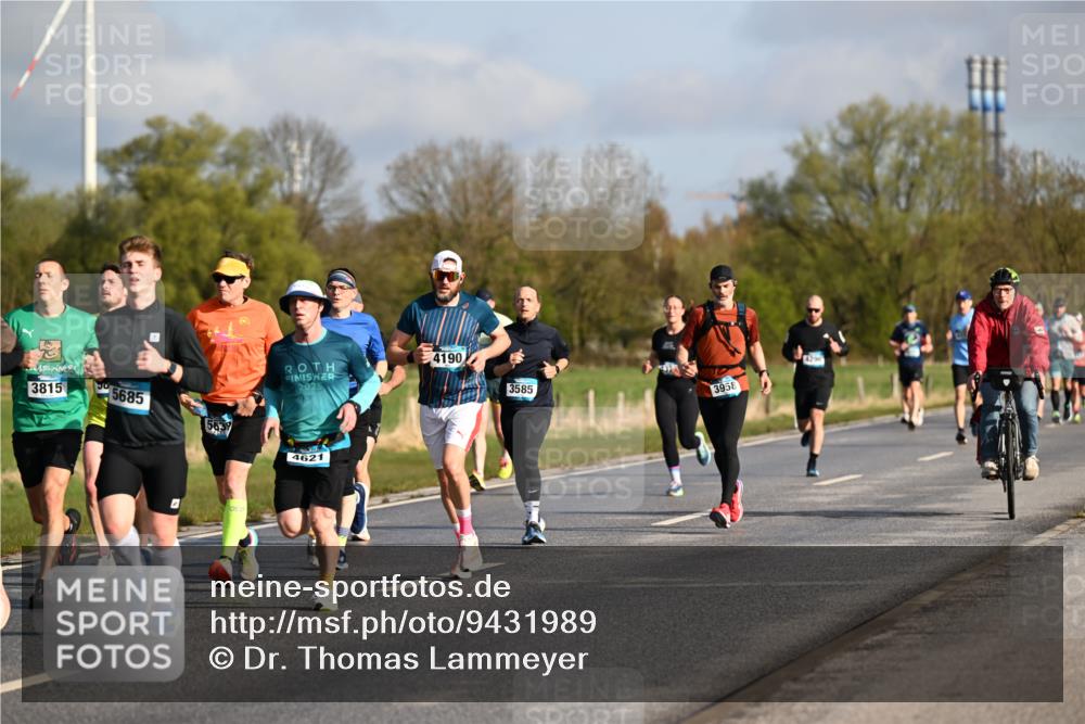 12.04.2026 - 45. Internationalen Wilhelmsburger Insellauf Dr. Thomas Lammeyer http://msf.ph/oto/9431989 12.04.2026 09:13:35 Laufen 3815, 5685, 2025, 4190, 3585, 4621, 1876, 3958 meine-sportfotos.de