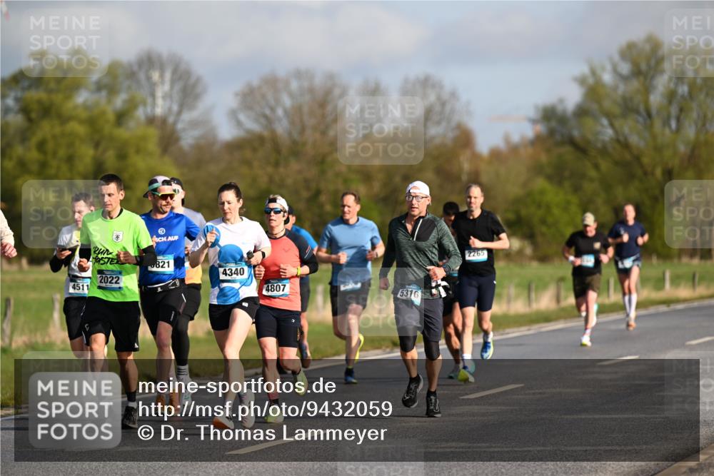 12.04.2026 - 45. Internationalen Wilhelmsburger Insellauf Dr. Thomas Lammeyer http://msf.ph/oto/9432059 12.04.2026 09:13:47 Laufen 4511, 821, 4340, 2022, 4807, 5316, 2265 meine-sportfotos.de