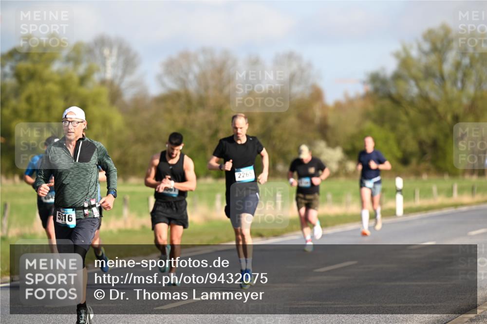 12.04.2026 - 45. Internationalen Wilhelmsburger Insellauf Dr. Thomas Lammeyer http://msf.ph/oto/9432075 12.04.2026 09:13:50 Laufen 5316, 2265 meine-sportfotos.de