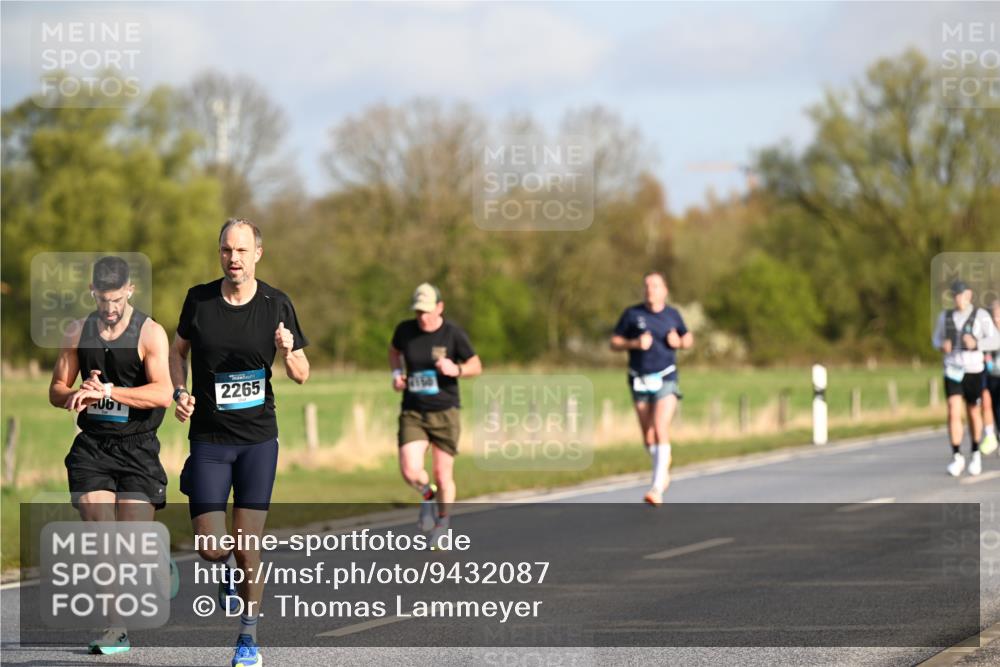 12.04.2026 - 45. Internationalen Wilhelmsburger Insellauf Dr. Thomas Lammeyer http://msf.ph/oto/9432087 12.04.2026 09:13:51 Laufen 2265 meine-sportfotos.de