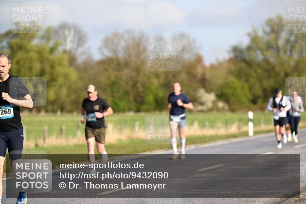 12.04.2026 - 45. Internationalen Wilhelmsburger Insellauf Dr. Thomas Lammeyer http://msf.ph/oto/9432090 12.04.2026 09:13:52 Laufen 265 meine-sportfotos.de