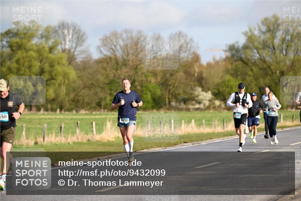 12.04.2026 - 45. Internationalen Wilhelmsburger Insellauf Dr. Thomas Lammeyer http://msf.ph/oto/9432099 12.04.2026 09:13:54 Laufen 50, 2382, 5551 meine-sportfotos.de