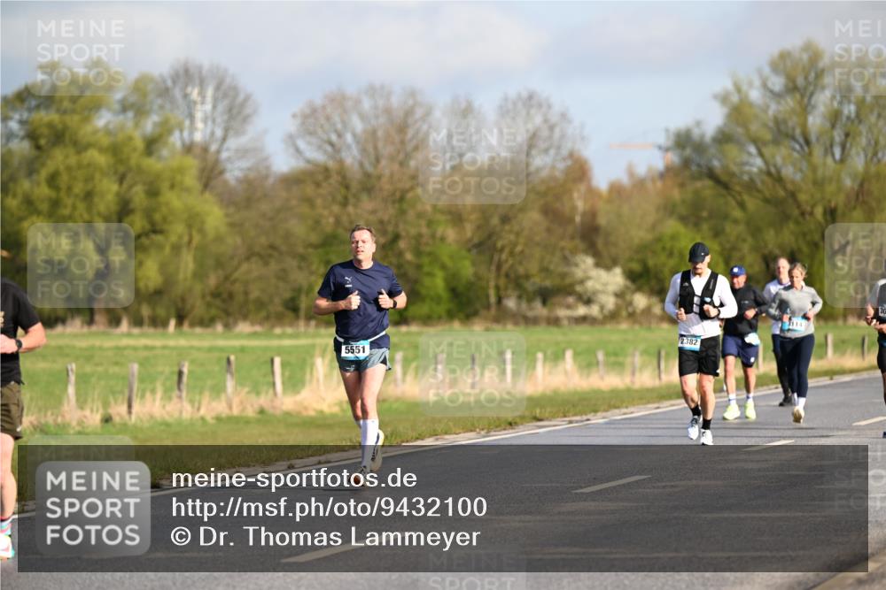 12.04.2026 - 45. Internationalen Wilhelmsburger Insellauf Dr. Thomas Lammeyer http://msf.ph/oto/9432100 12.04.2026 09:13:54 Laufen 5551, 2382, 114 meine-sportfotos.de