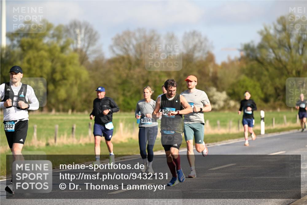 12.04.2026 - 45. Internationalen Wilhelmsburger Insellauf Dr. Thomas Lammeyer http://msf.ph/oto/9432131 12.04.2026 09:14:00 Laufen 3114, 2382, 30 meine-sportfotos.de